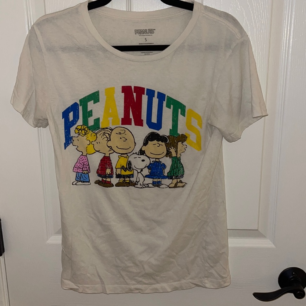 Tillys Peanuts T-shirt
